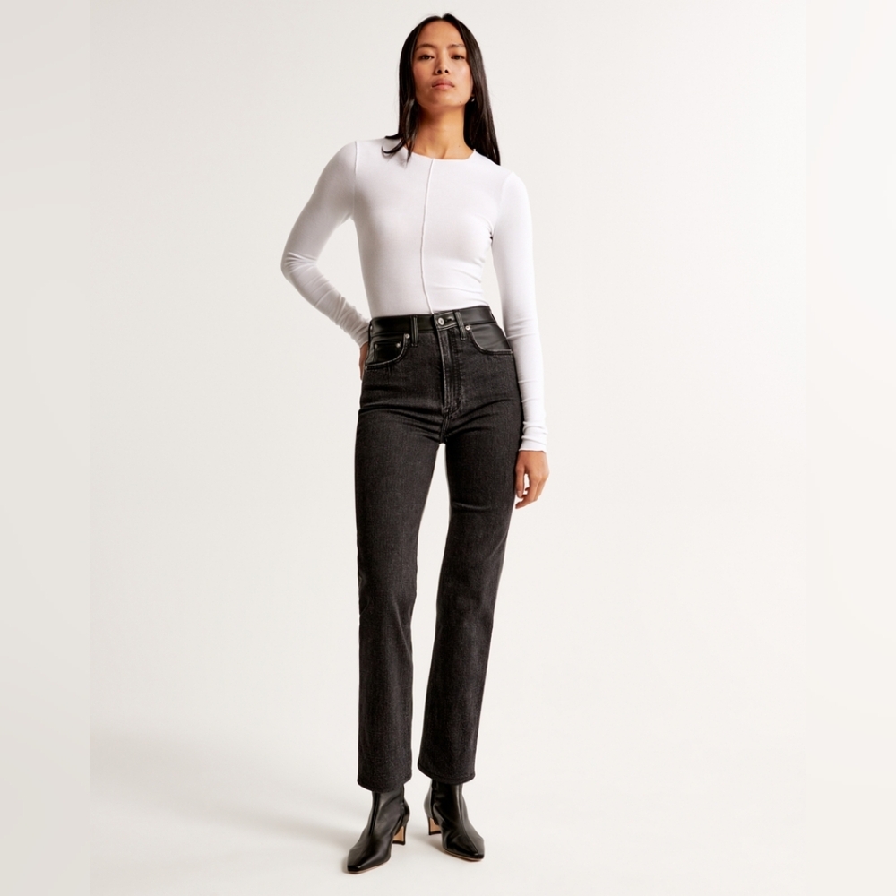 Abercrombie & Fitch Mixed Fabric Ultra High Rise Ankle Straight Jean‎ Black